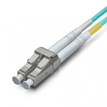 QSFP+ to -8- LC AOC Cable